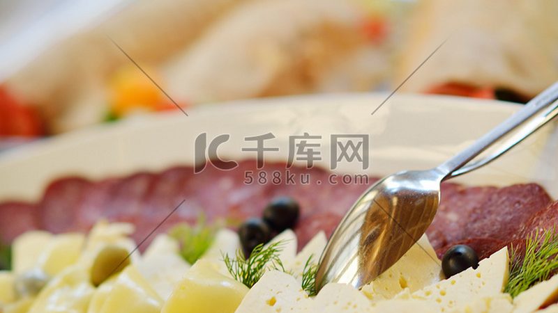 广州食材配送报价清单背后的行业解析